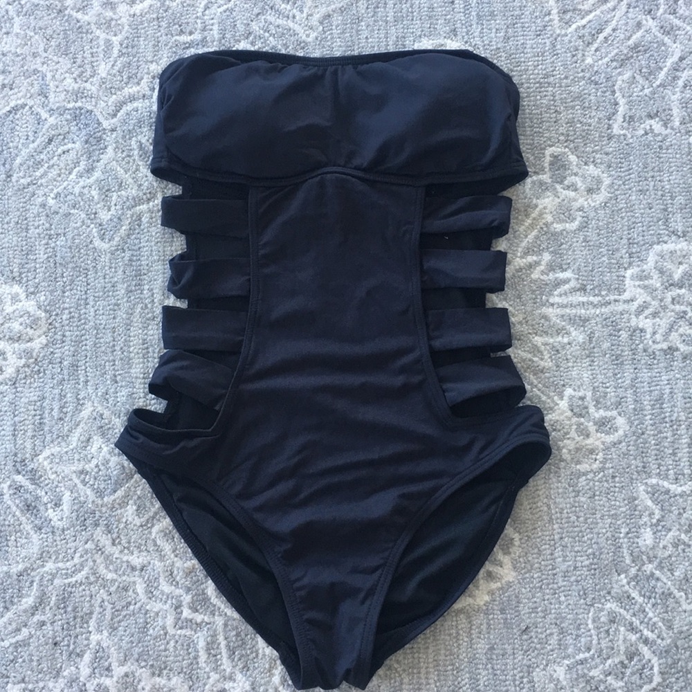 Kenneth Cole swimsuit